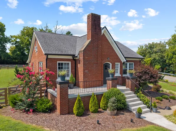 2890 Greens Mill Rd, Columbia, TN 38401