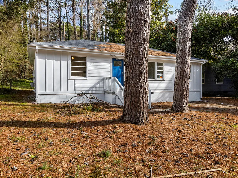 45 Baker Dr SW — Photo 3
