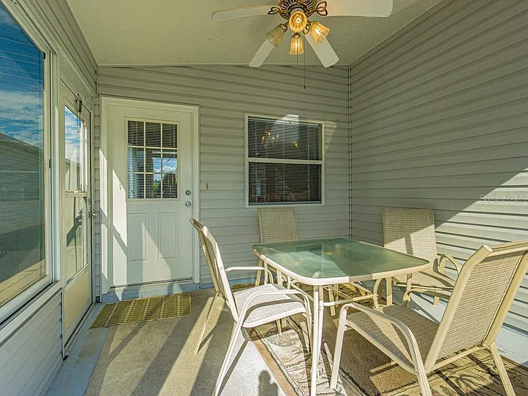 9371 SE 173rd Surrey Ln — Photo 7