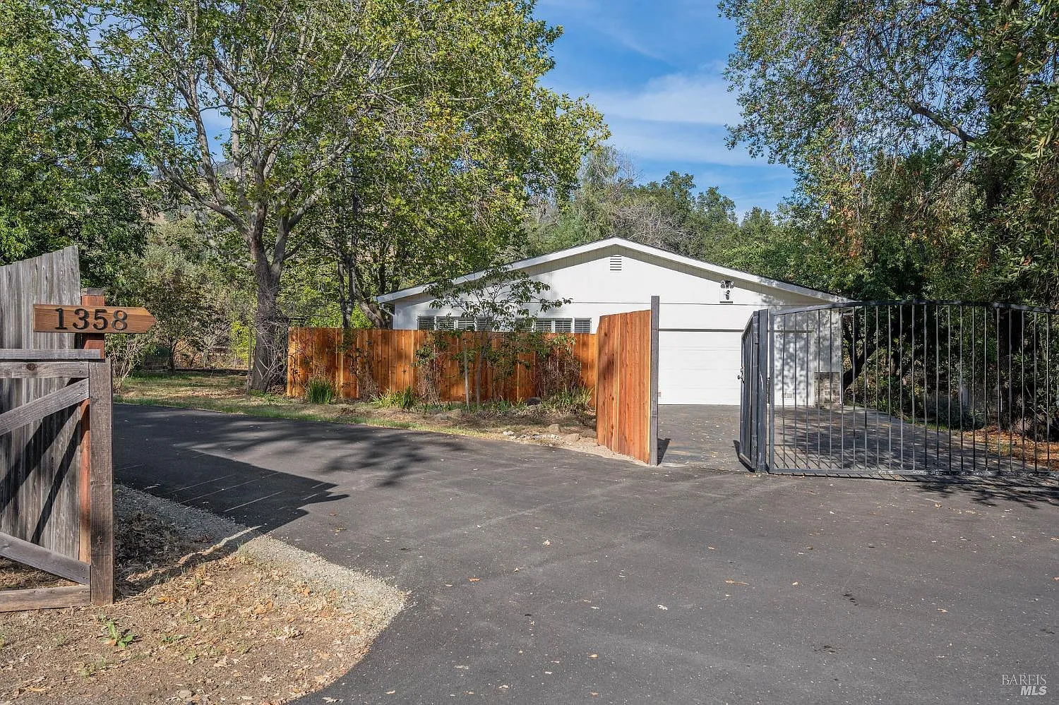 1350 Wooden Valley Road - 3bd/2ba, 1,850 sqft - in Napa, CA