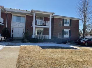 1730 Harrison Ave #B-2, Trenton, MI 48183