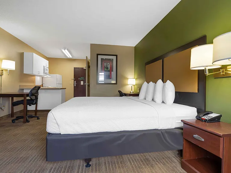 Studio Suite - 1 King Bed