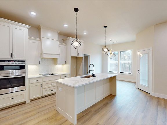 5th image of 5 Butterwick Ln
