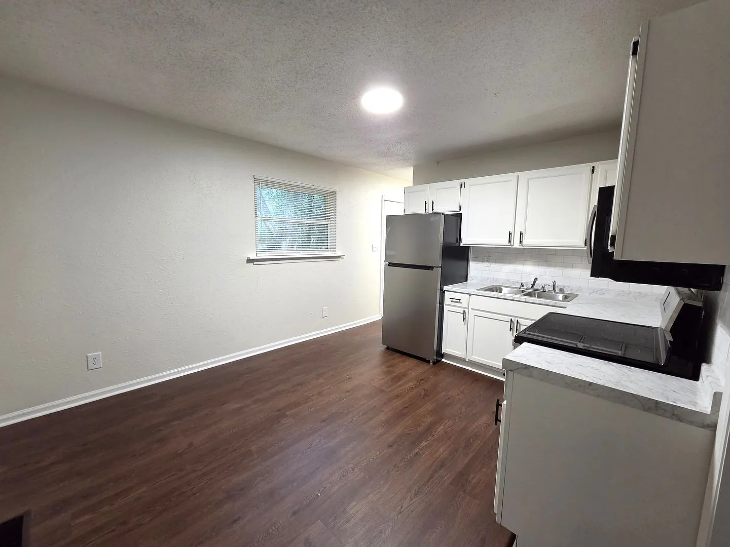 Newly renovated 3 bed home! — Photo 3