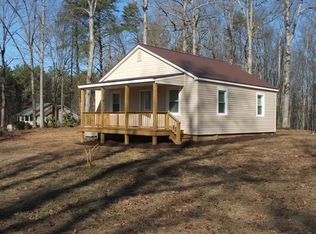 9969 Craftons Gate Hwy, Drakes Branch, VA 23937