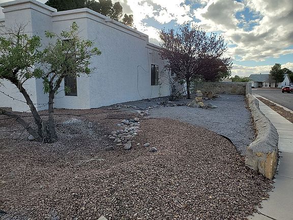 3rd image of 3387 Eastridge Pl