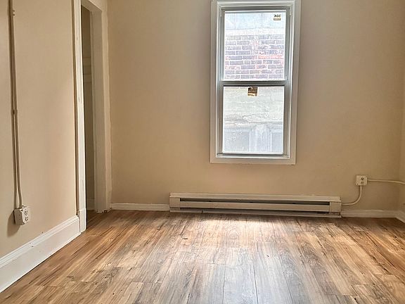 4th image of 138 Cherry St #B7