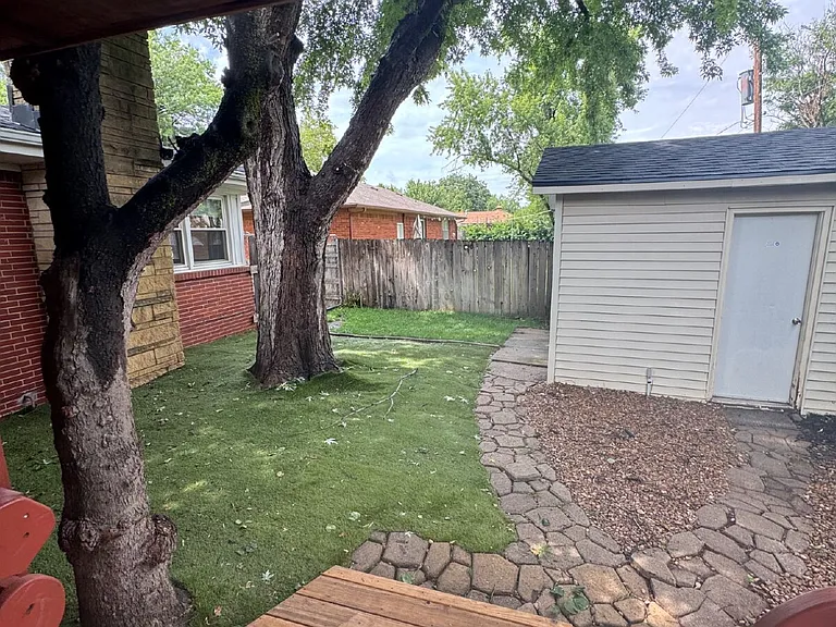 840 N Waddington Ave — Photo 25
