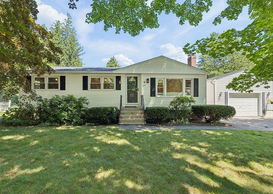 1st image of 83 Colgate Dr