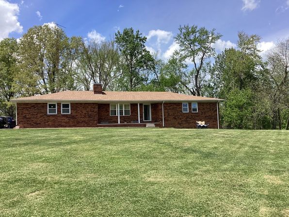 103 Williams Ln, Greenville, KY 42345
