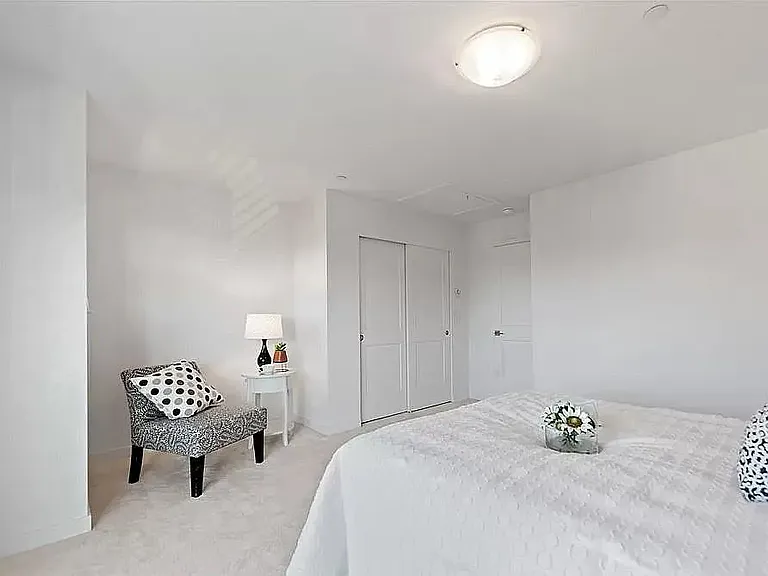 1476 157th Ct NE — Photo 17