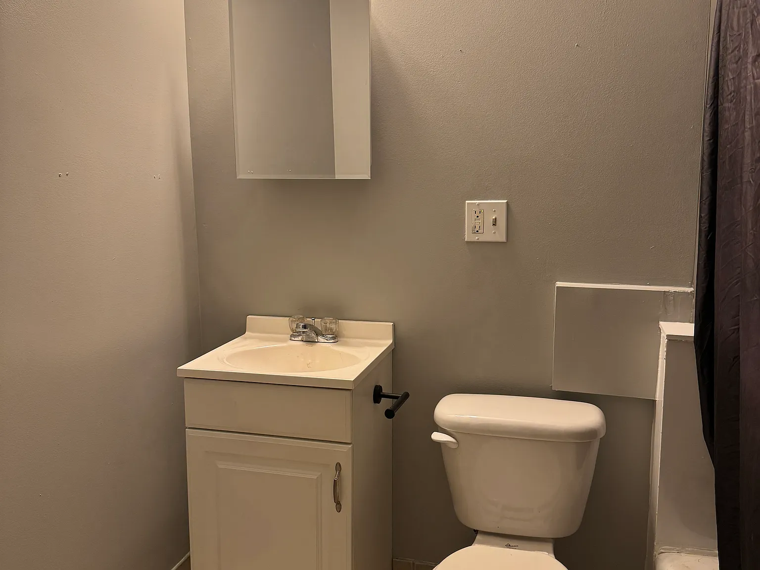 2 bed, 800 sqft, $1,900 — Photo 3