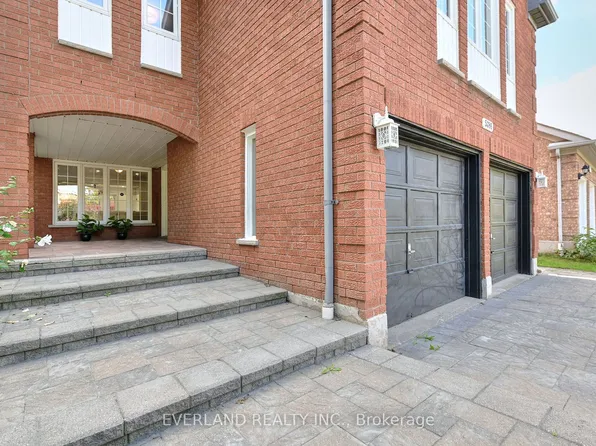 5386 Middlebury Dr N, Mississauga, ON L5M 5E6