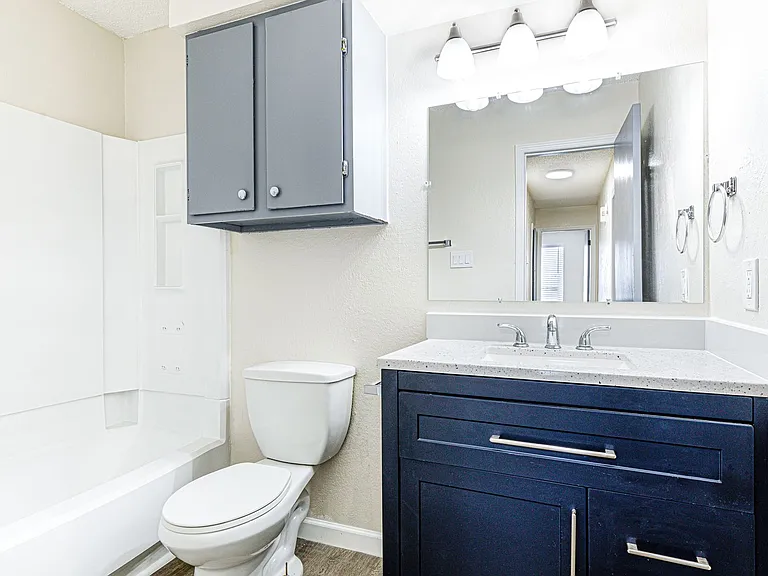 912 NE Tortoise Dr — Photo 18