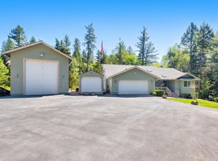 141 N Lappland Dr, Grants Pass, OR 97527