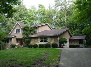 N2788 Walden Ln, Lake Geneva, WI 53147