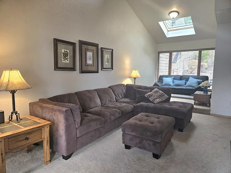111 Spar Ln — Photo 6
