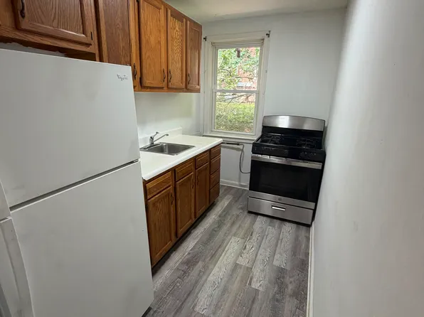 3121 W 2nd St #1, Wilmington, DE 19805