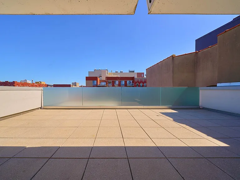 329 Pleasant Ave #6B — Photo 13