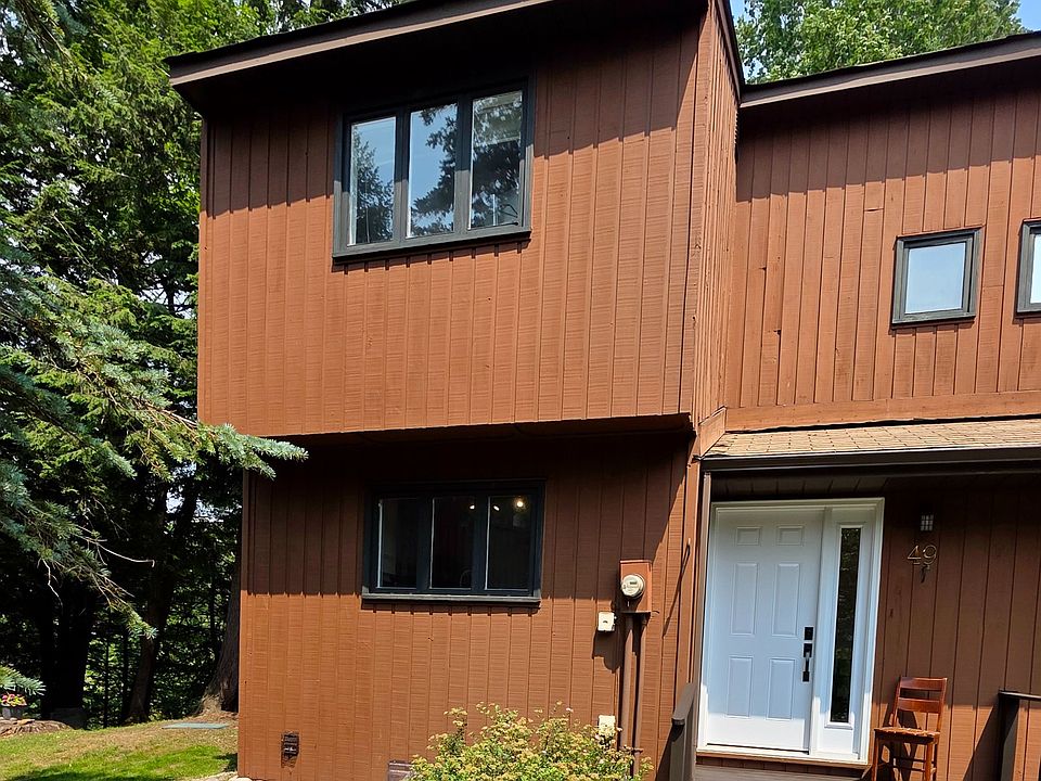 1st image of 49 Southbank Dr #10