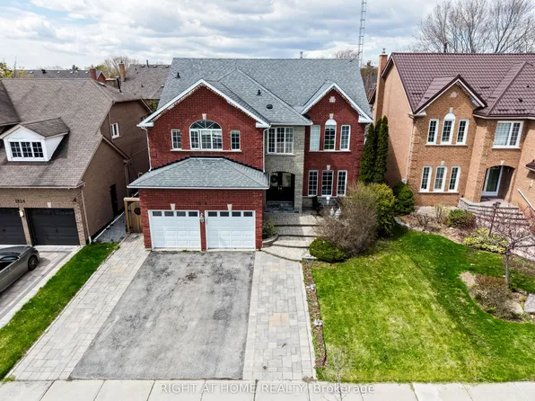 1856 Woodview Ave, Pickering, ON L1V 1L4