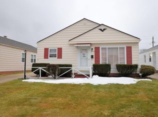 3319 Center Dr, Parma, OH