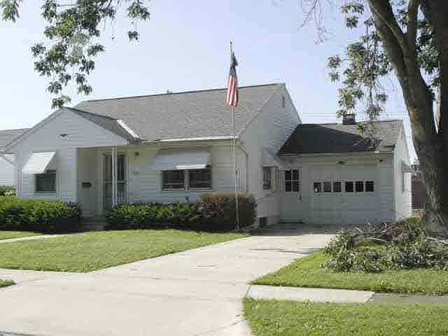 1st image of 638 Bruce Ave