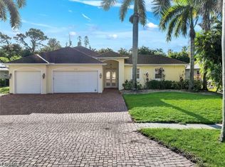 13760 Willow Bridge Dr, North Fort Myers, FL 33903