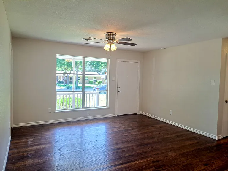 59042 William Brewster Dr — Photo 2