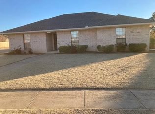 3200 Cove Hollow Ct, Norman, OK 73072