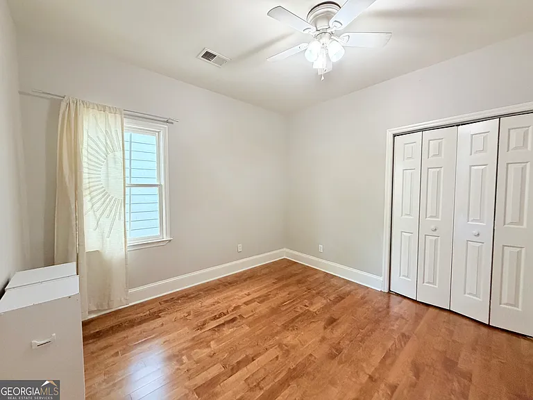 356 Georgia Ave SE — Photo 14