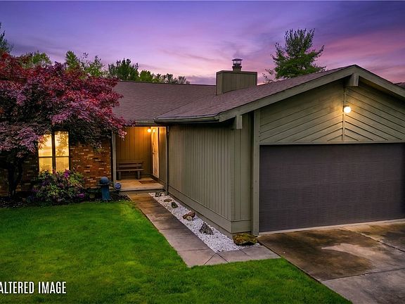 3rd image of 1054 Terrace Ct