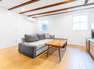 130 N 1st St #3, Brooklyn, NY 11249