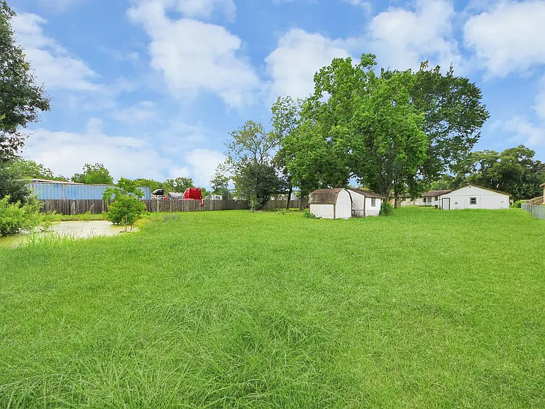 535 Pampa St — Photo 45