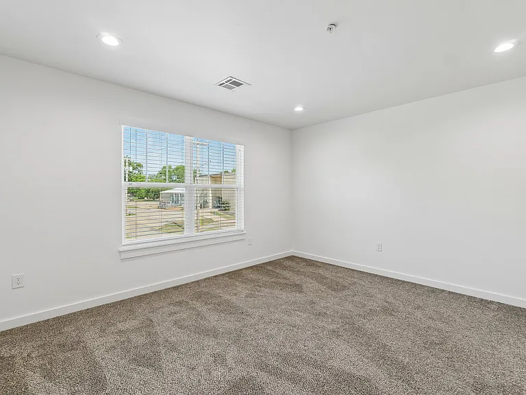 925 S Knoblock St — Photo 10
