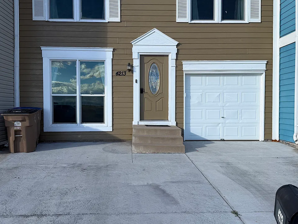 4213 Crow Dr