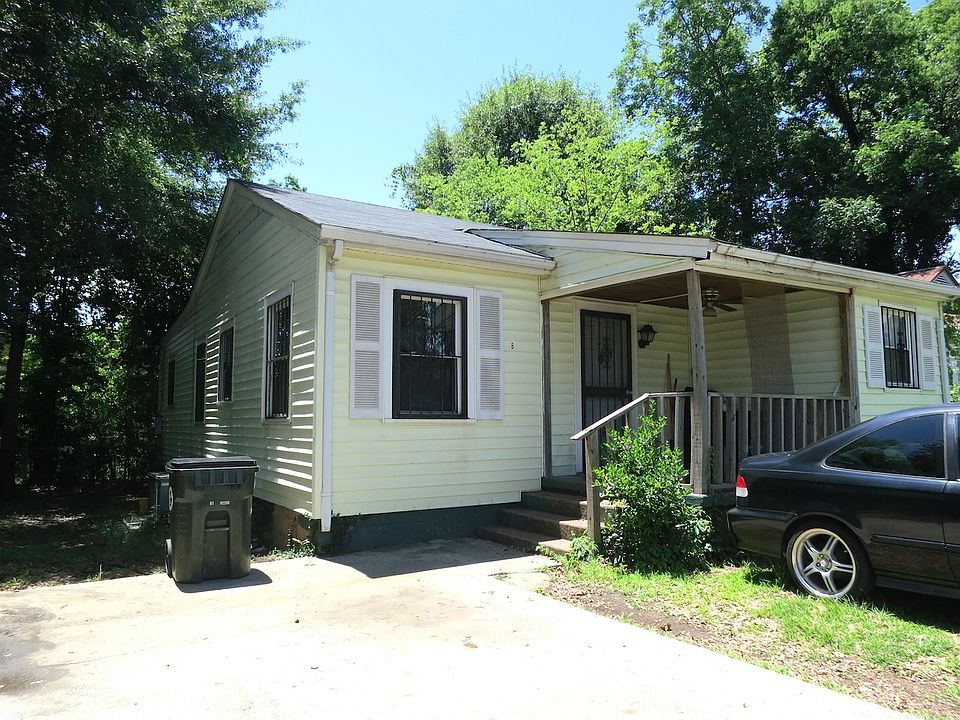 1st image of 8 Ingleside Vlg