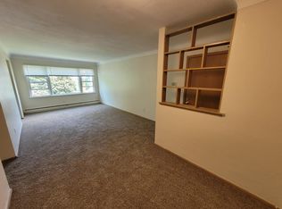 161 McCarrons Blvd N, Saint Paul, MN 55113