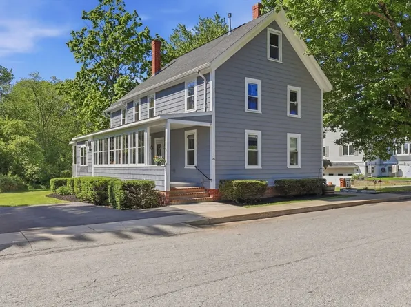 24-26 Thompson St, Amesbury, MA 01913