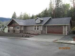 2317 SE Wyndham Way, Grants Pass, OR