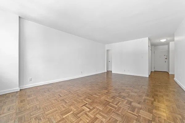 Rented by MNS | media 24