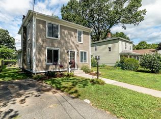 27 Woodland Ave, Chicopee, MA 01020