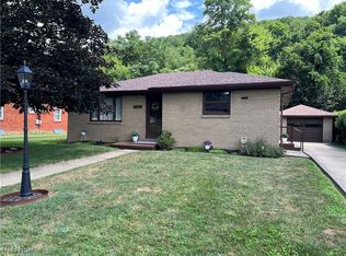 1108 2nd Ave, New Cumberland, WV