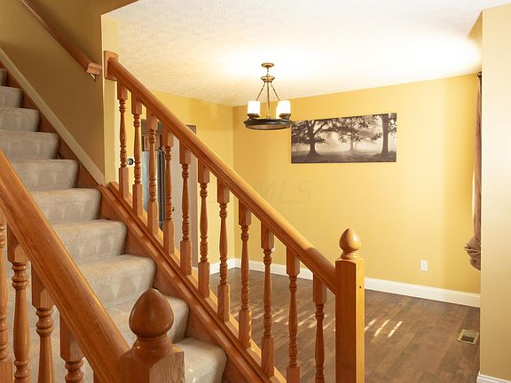 5th image of 3238 Scioto Glen Dr