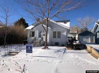 808 13th St, Rawlins, WY 82301