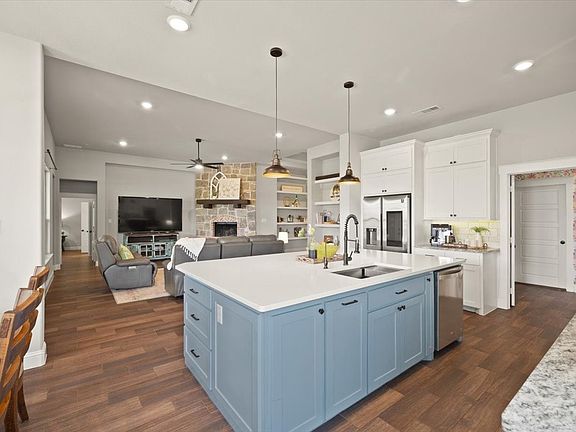 5th image of 7773 Berry Rd