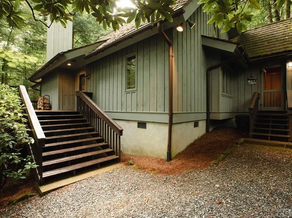 84 Painted Trillium Lane, Cashiers, NC 28717