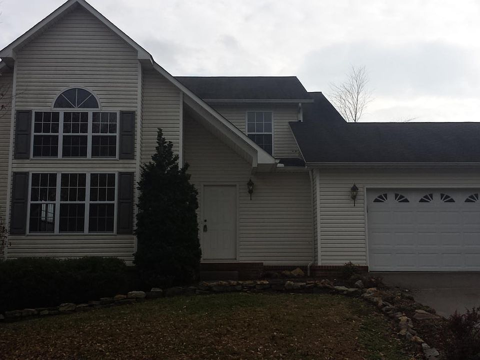 1st image of 4312 Aylesbury Dr #1