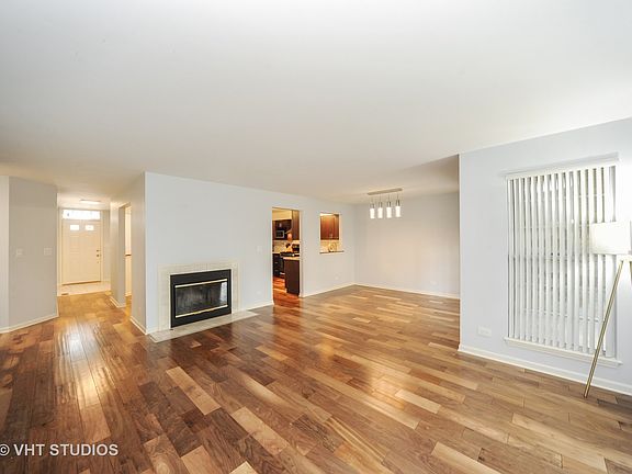 2nd image of 656 Portage Ct