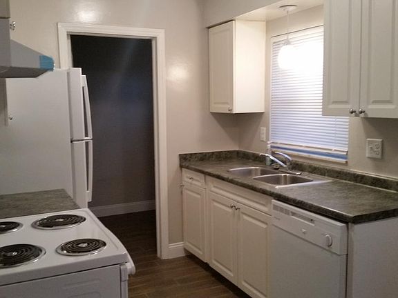kitchen (and laundry room)